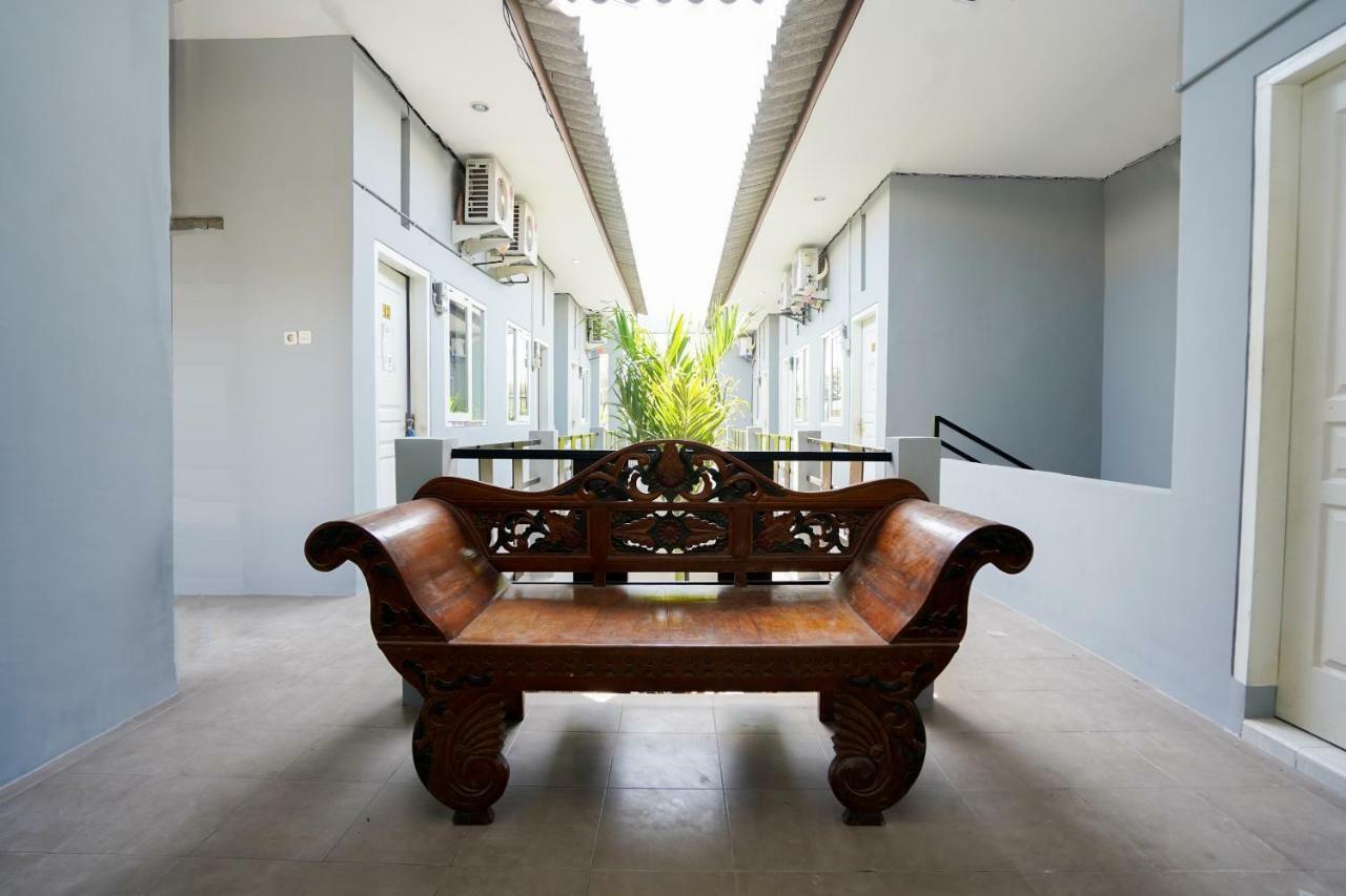 Oyo 1316 Mentari Family Homestay Probolinggo Luaran gambar