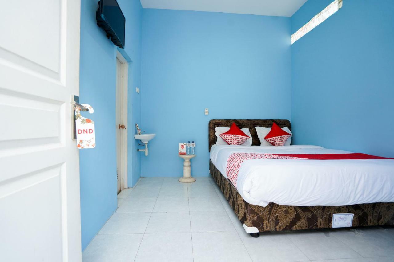 Oyo 1316 Mentari Family Homestay Probolinggo Luaran gambar