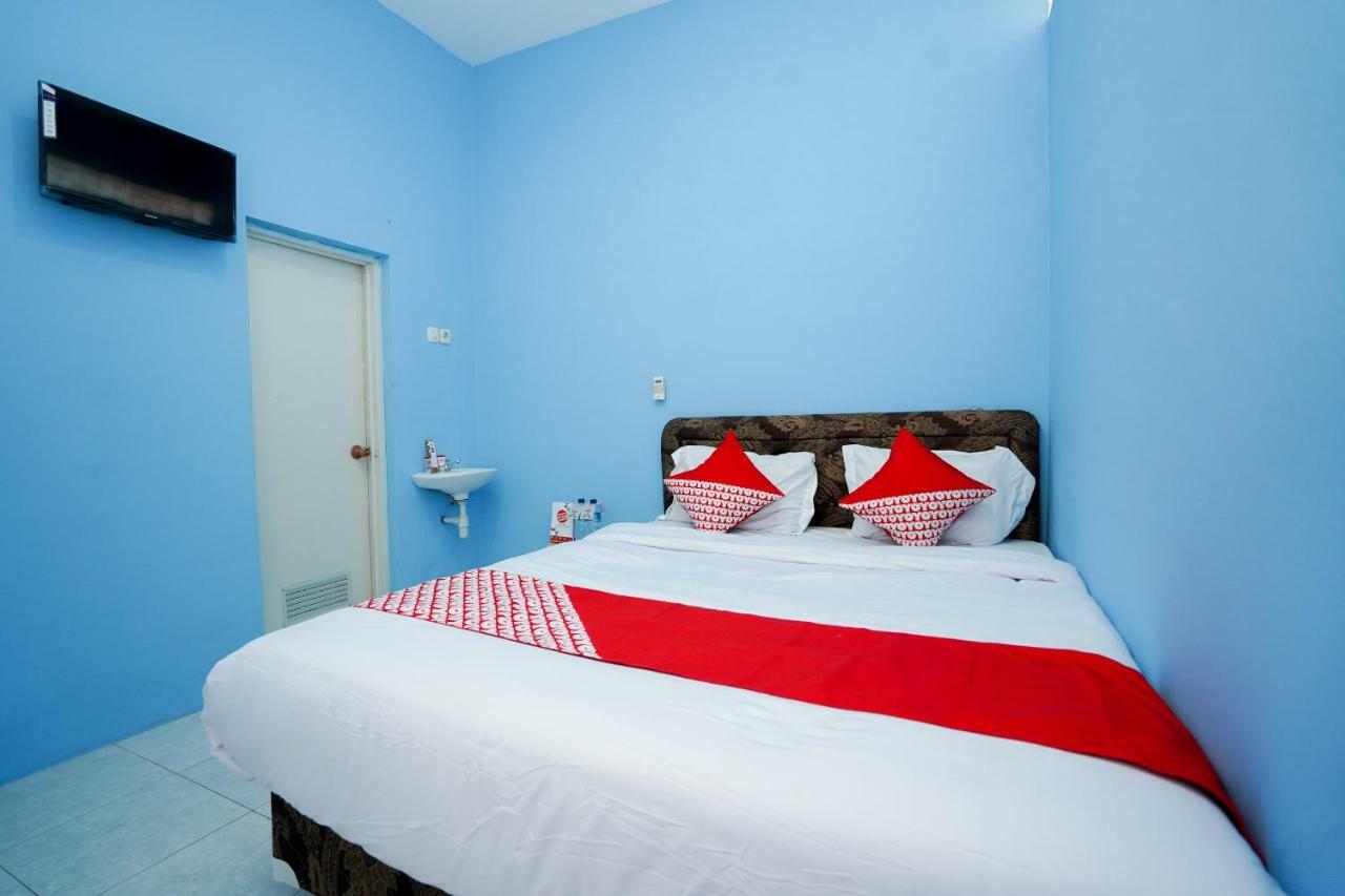 Oyo 1316 Mentari Family Homestay Probolinggo Luaran gambar